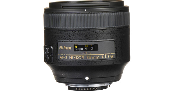 Nikon AF-S 85mm f/1.8G NIKKOR