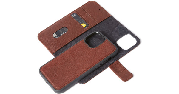 Decoded Apple iPhone 12 / 12 Pro 2-in-1 Case Leather Brown