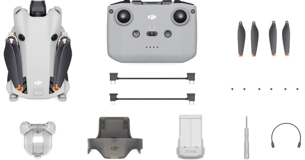 DJI Mini 3 Fly More Combo + Smart Controller  Coolblue - Before 13:00,  delivered tomorrow