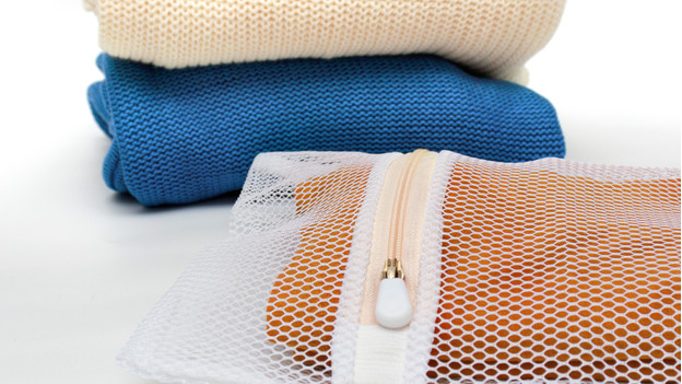 5 tips to prevent lint on your clothes | Coolblue - Free delivery & returns