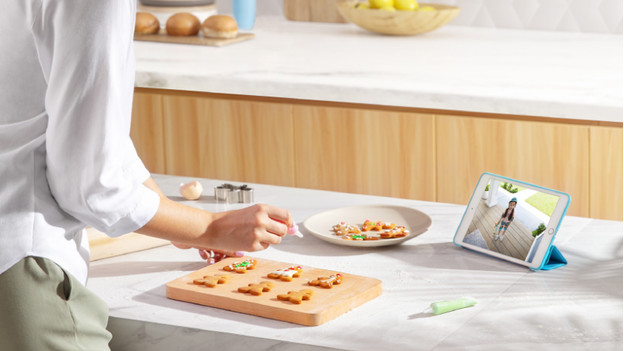 Überwachungskamera beim Kochen ansehen