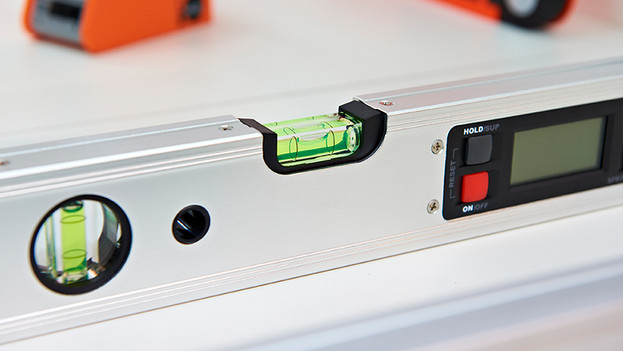 Waagerecht ausrichten