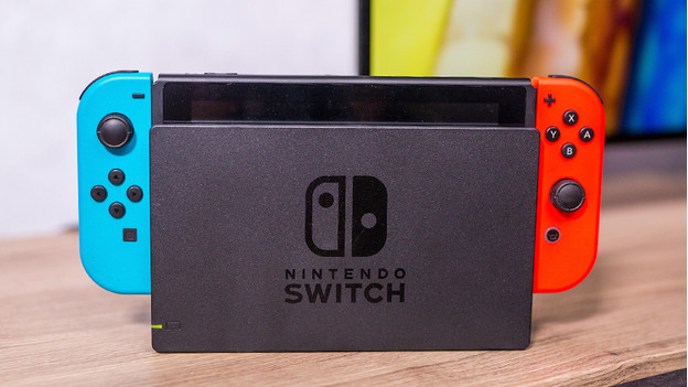 Die Nintendo Switch.