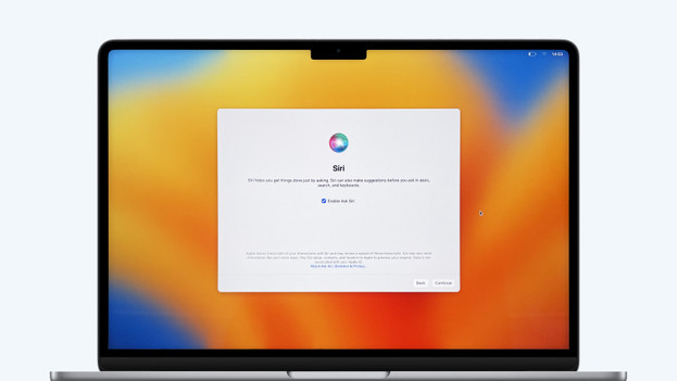 Siri auf einem MacBook einschalten