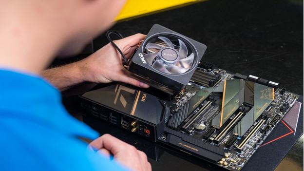 What do you need to build a gaming PC? | Coolblue - Free delivery & returns