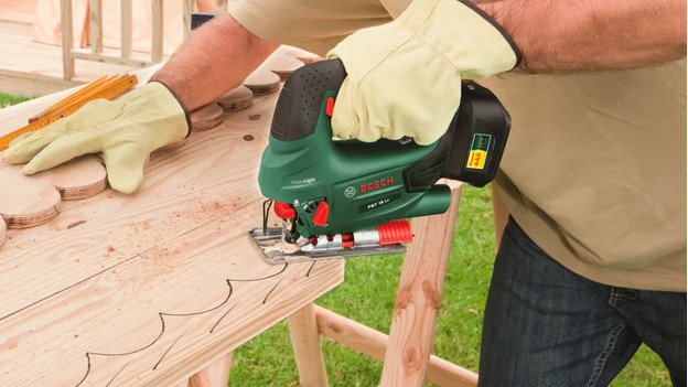 Cordless jigsaw