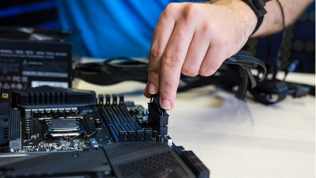 How do you arrange cable management in your computer case? | Coolblue ...