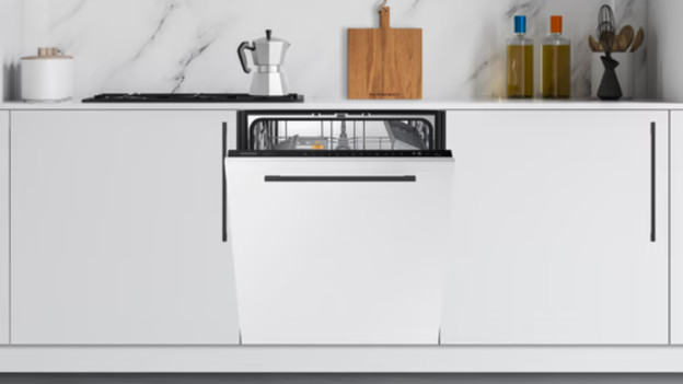 Why doesn't my dishwasher clean properly? | Coolblue - Free delivery ...