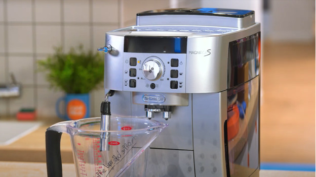 HOW TO Descale the Delonghi Magnifica S 22.110.B 