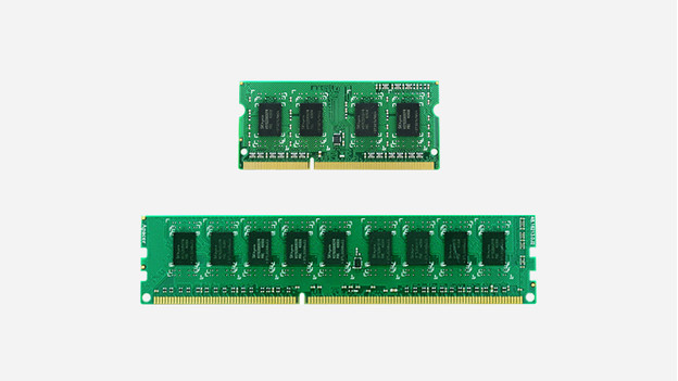 Ein kleines RAM-Modul und ein großes RAM-Modul sind untereinander dargestellt.