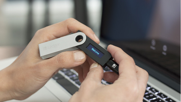 Expert review: Ledger Nano S | Coolblue - Free delivery & returns