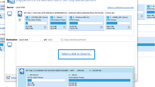 Select a drive to clone to in Macrium Reflect.