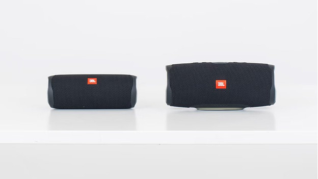 Connecting multiple JBL speakers in 4 steps