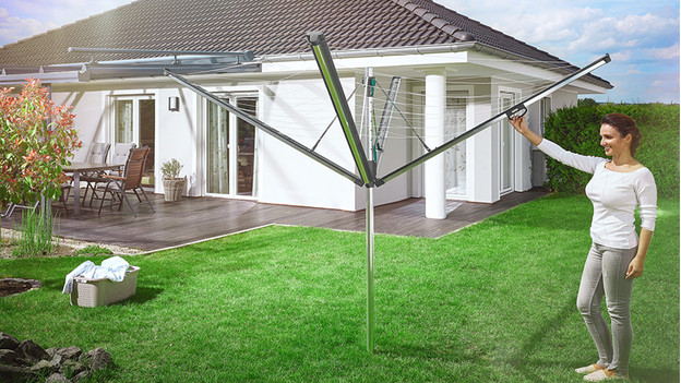 Umbrella drying rack with ground socket