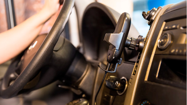 Wireless car charger