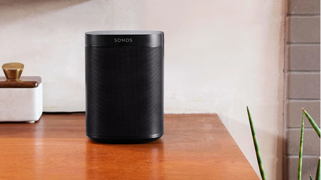 2 sonos speakers store in one room