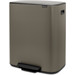 Brabantia Bo Pedal Bin 60 Liter Platinum detail