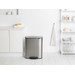 Brabantia Bo Pedal Bin 60 Liter Edelstahl Fingerprint Proof produkt in gebrauch