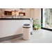 Brabantia Touch Bin 60 Liter Soft Beige produkt in gebrauch