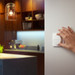 Philips Hue Tap Dial Switch - Drehschalter - Weiß produkt in gebrauch