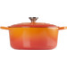 Le Creuset Signature Runder Bräter 28 cm Ofenrot vorne