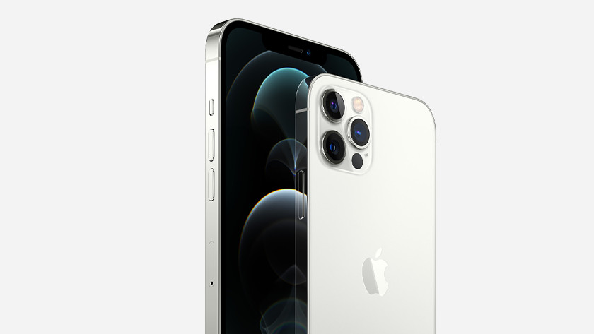 Vorder- und Rückseite iPhone 12 Pro (Max)