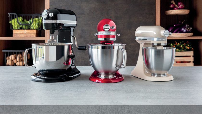 Different sizes KitchenAid stand mixers