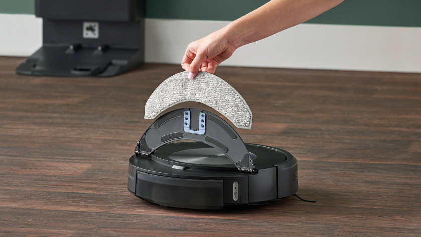 robot vacuum with mopping function