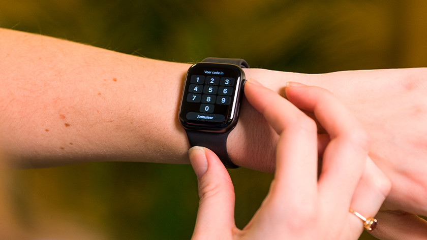4. Gib deinen Apple Watch Zugangscode ein, falls du diesen eingerichtet hast.