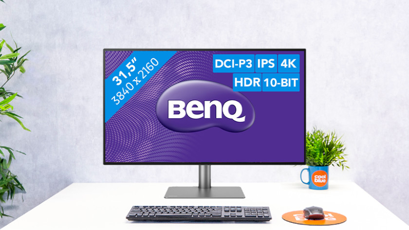 BenQ 32-Zoll-Monitor auf einem Schreibtisch