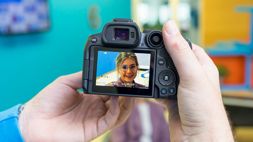 Der Autofokus der Canon EOS R7 fokussiert automatisch auf das Auge.