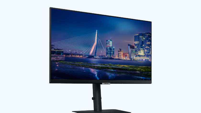 QHD monitor by Samsung