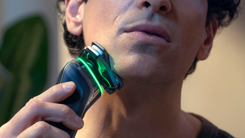 Shaving movement foil system Philips