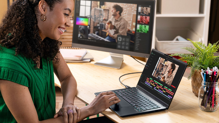 MSI laptop with RGB keyboard and Surface laptop. In the corner: icons of Intel Core processors.
