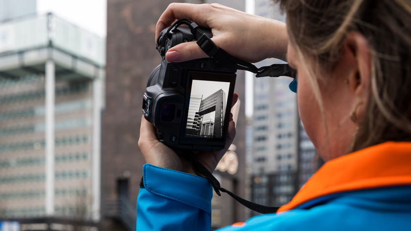 Help after purchase of a mirrorless camera