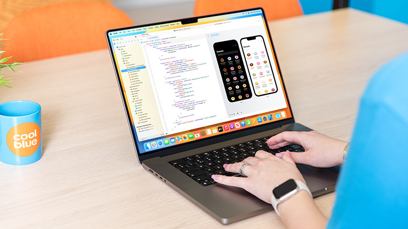 Apps in Xcode auf dem MacBook Pro mit M2 Max entwickeln