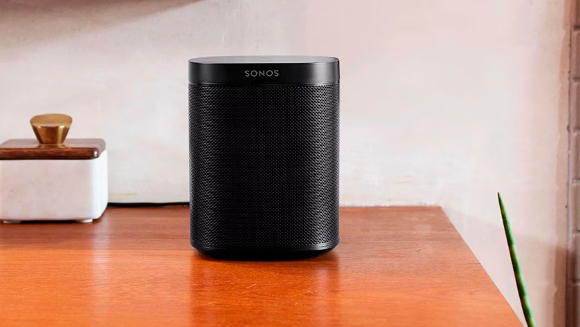 Kompaktes kantigeres Design des Sonos One SL