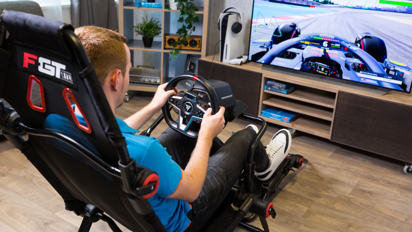 How do you choose a racing chair? | Coolblue - Free delivery & returns