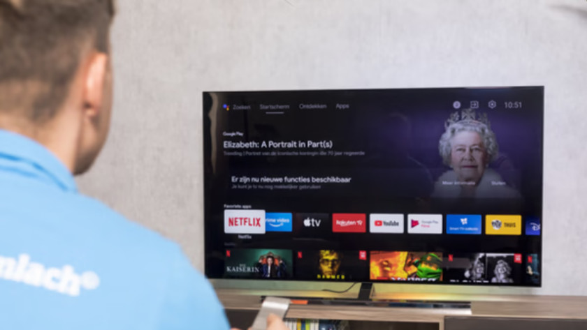 The differences between a smart TV and Chromecast