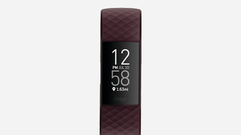 Fitbit Charge 4 burgundy