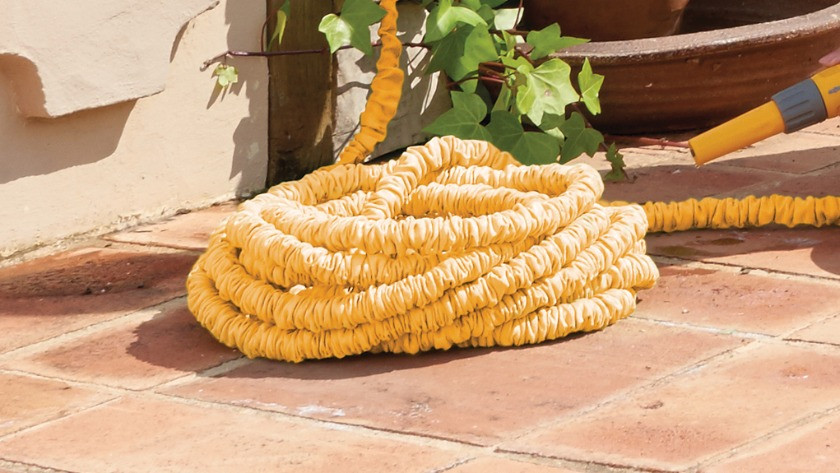 Material flexible garden hoses