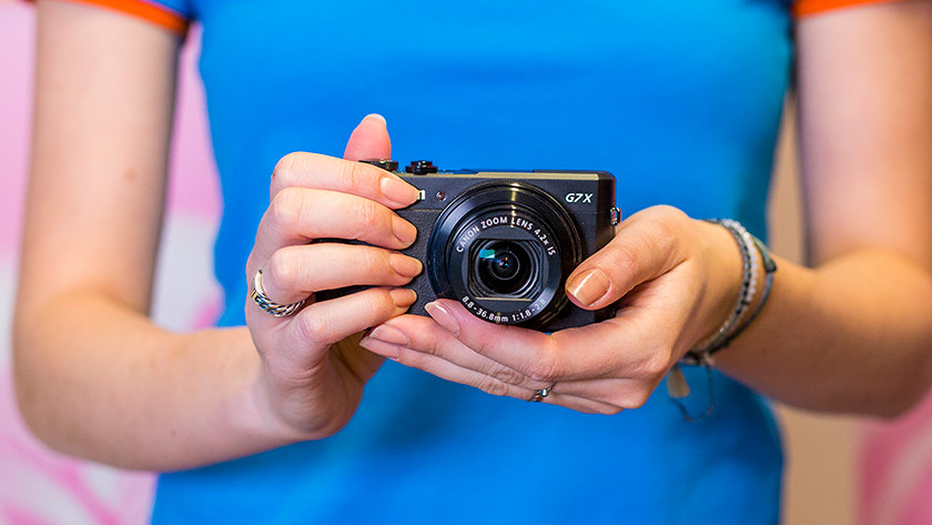 Size compact camera