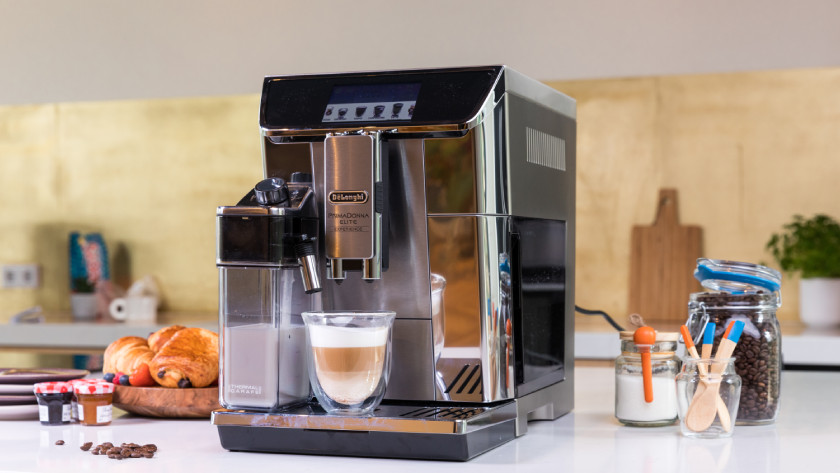 Vollautomat: Das Aufschäumen der Milch erfolgt automatisch