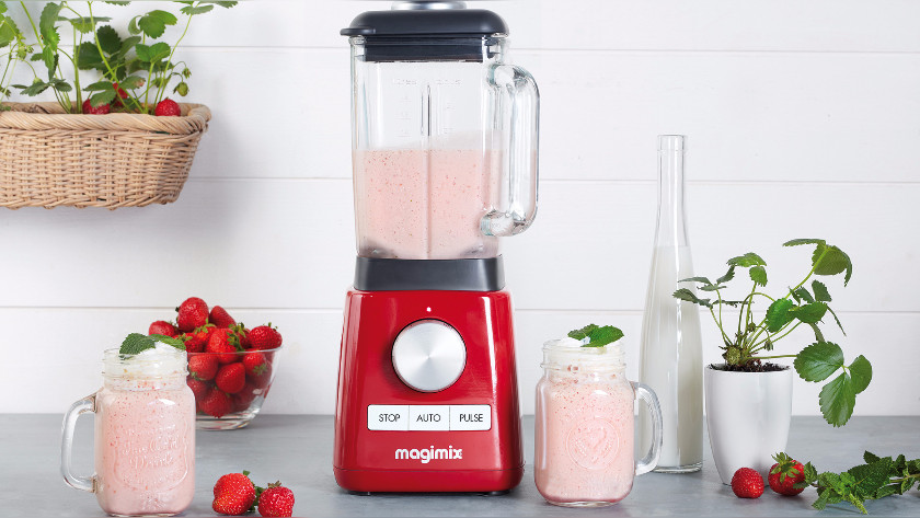 Standmixer mit Smoothies