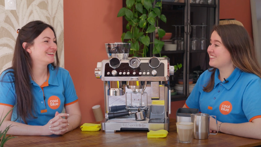 Maintenance of a piston machine