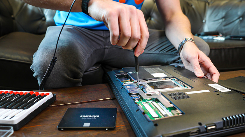 What type of SSD do I need? - Coolblue - anything for a smile