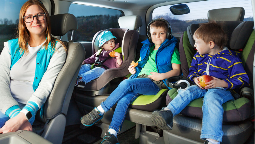 Suv that fit clearance 3 car seats across