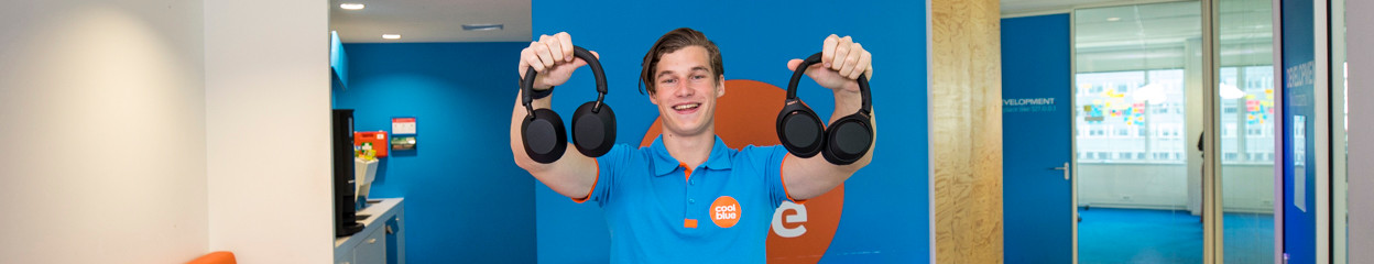 Compare the Sony WH-1000XM5 to the Sony WH-1000XM4