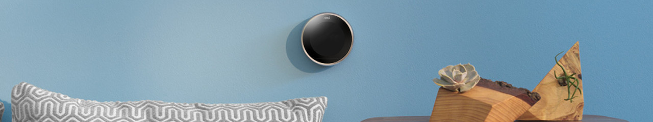 How do you make sure the Nest thermostat receives power?