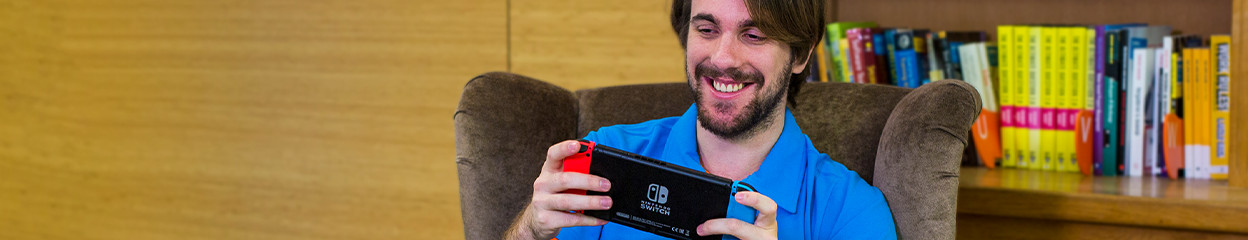 What do you need to game with a Nintendo Switch on the go?